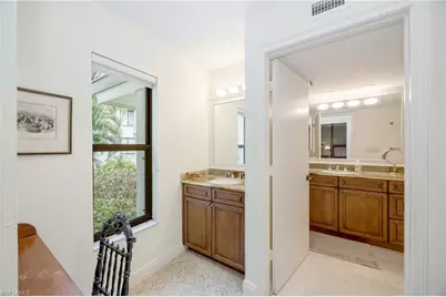 225 Wildwood Ln, Naples, FL 34105 - Photo 19