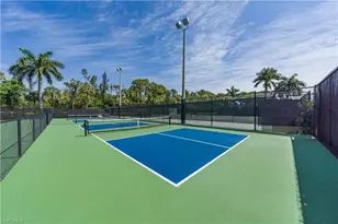 225 Wildwood Ln, Naples, FL 34105 - Photo 37