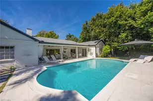 2728 Crayton Rd, Naples, FL 34103 - Photo 25