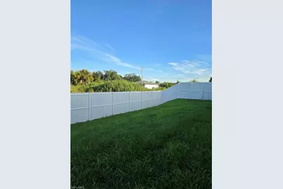 2908 43rd St SW, Lehigh Acres, FL 33976 - Photo 5