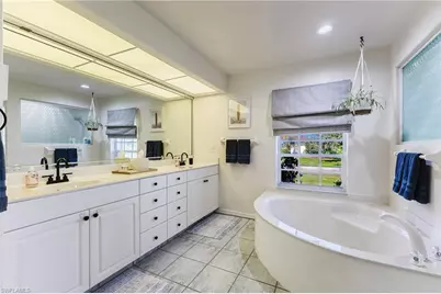 5211 SW 27th Pl, Cape Coral, FL 33914 - Photo 19