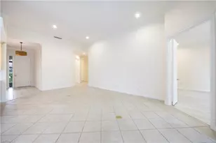 4260 Montalvo Ct, Naples, FL 34109 - Photo 9
