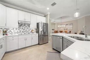 12735 Kinross Ln, Naples, FL 34120 - Photo 17