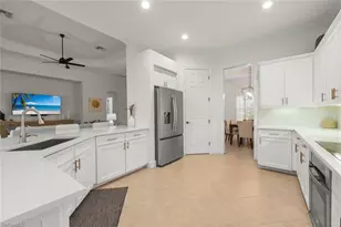 11918 Heather Woods Ct, Naples, FL 34120 - Photo 7