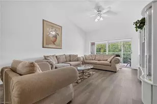 3245 Cypress Glen Way, Naples, FL 34109 - Photo 9