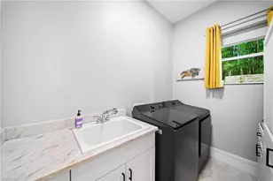 2291 Thomasson Dr, Naples, FL 34112 - Photo 27