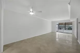 72 7th St S, Naples, FL 34102 - Photo 17