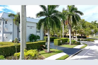 72 7th St S #106, Naples, FL 34102 - Photo 3