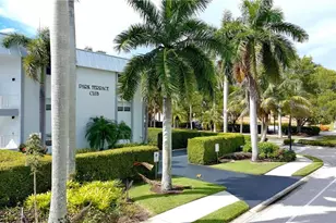 72 7th St S, Naples, FL 34102 - Photo 3