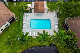 4410 Chantelle Dr, Naples, FL 34112 - Photo 31