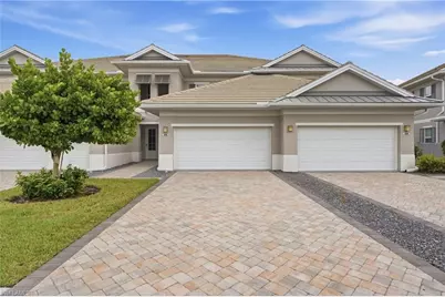 178 Indies Dr E #202, Naples, FL 34114 - Photo 3