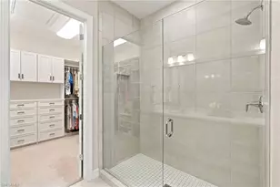 178 Indies Dr E, Naples, FL 34114 - Photo 21