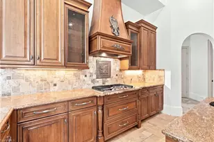 971 Tivoli Dr, Naples, FL 34104 - Photo 7