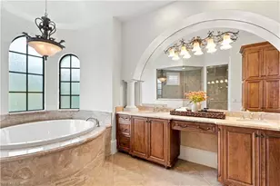 971 Tivoli Dr, Naples, FL 34104 - Photo 27