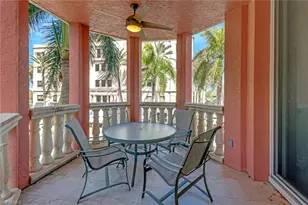 401 Bayfront Pl, Naples, FL 34102 - Photo 13