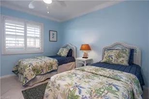 271 Southbay Dr, Naples, FL 34108 - Photo 13