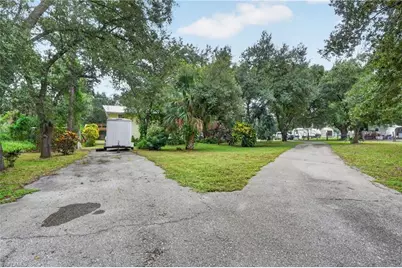 3889 W Double J Acres Rd, Labelle, FL 33935 - Photo 5