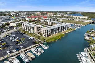 803 River Point Dr, Naples, FL 34102 - Photo 29