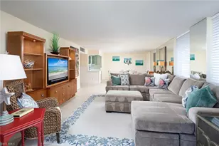 4005 Gulf Shore Blvd N, Naples, FL 34103 - Photo 9