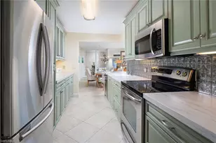 4005 Gulf Shore Blvd N, Naples, FL 34103 - Photo 7