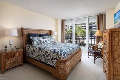 4005 Gulf Shore Blvd N #100, Naples, FL 34103 - Photo 19