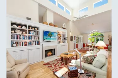 640 2nd St S #2, Naples, FL 34102 - Photo 1
