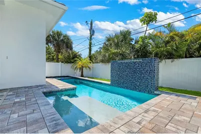 668 93rd Ave N, Naples, FL 34108 - Photo 31