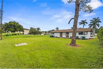 1341 Center Ln, Naples, FL 34110 - Photo 33