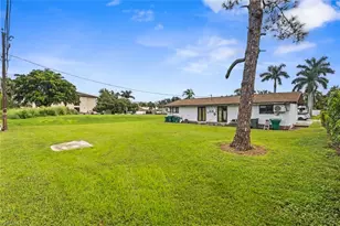 1341 Center Ln, Naples, FL 34110 - Photo 33