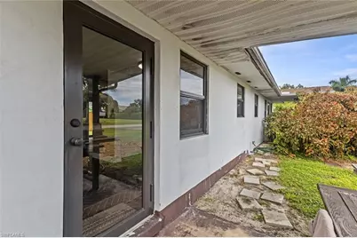 1341 Center Ln, Naples, FL 34110 - Photo 3