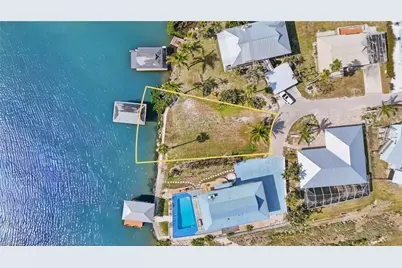 22491 Buccaneer Lagoon St, Fort Myers Beach, FL 33931 - Photo 5