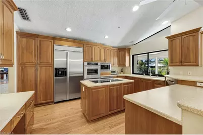 1924 Empress Ct, Naples, FL 34110 - Photo 11