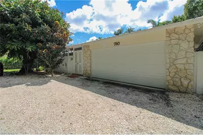750 Pine Ct, Naples, FL 34102 - Photo 7