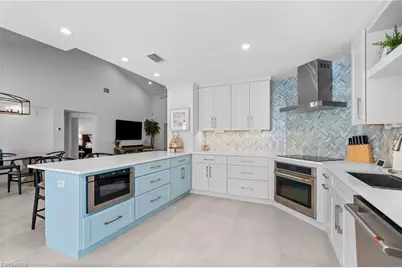 6855 San Marino Dr #201B, Naples, FL 34108 - Photo 11