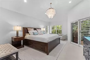 6855 San Marino Dr, Naples, FL 34108 - Photo 21