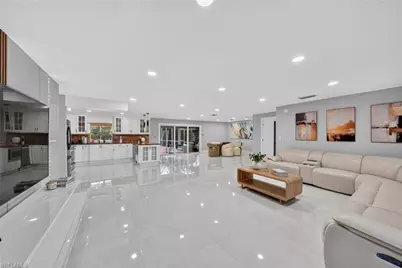 6255 Cedar Tree Ln, Naples, FL 34116 - Photo 5