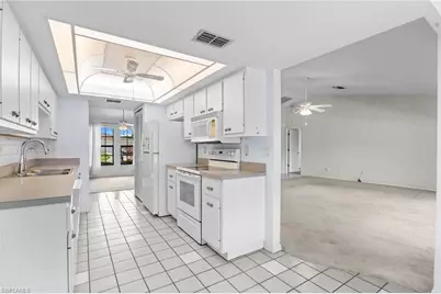 1904 SW 8th Ct, Cape Coral, FL 33991 - Photo 15