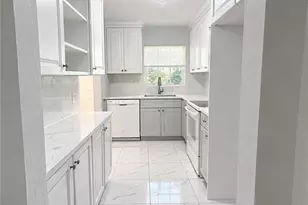 501 Forest Lakes Blvd, Naples, FL 34105 - Photo 5