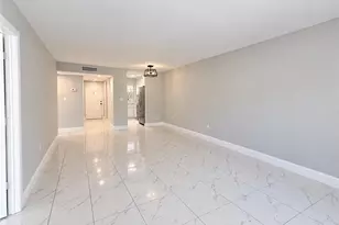 501 Forest Lakes Blvd, Naples, FL 34105 - Photo 7