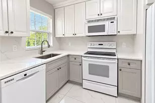 501 Forest Lakes Blvd, Naples, FL 34105 - Photo 1