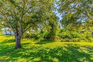 2803 42nd St W, Lehigh Acres, FL 33971 - Photo 25