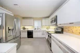 780 Waterford Dr, Naples, FL 34113 - Photo 5