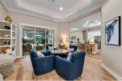 495 Saddlebrook Ln, Naples, FL 34110 - Photo 5