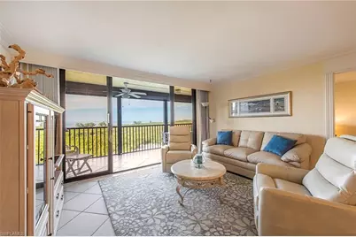 17 Bluebill Ave #1104, Naples, FL 34108 - Photo 3