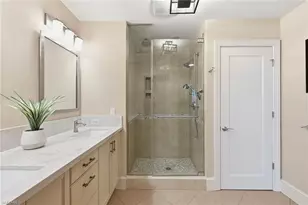 9123 Strada Pl, Naples, FL 34108 - Photo 13
