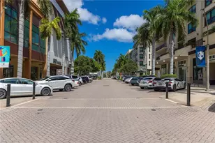 9123 Strada Pl, Naples, FL 34108 - Photo 33