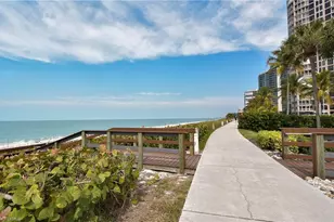 4001 Gulf Shore Blvd N, Naples, FL 34103 - Photo 31