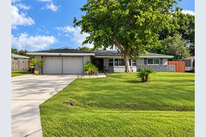 1643 N Hermitage Rd, Fort Myers, FL 33919 - Photo 1
