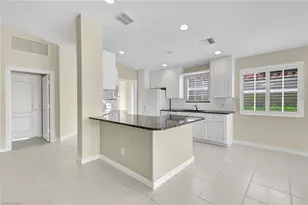 3312 Cayman Ln, Naples, FL 34119 - Photo 15