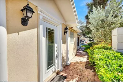 3312 Cayman Ln, Naples, FL 34119 - Photo 5